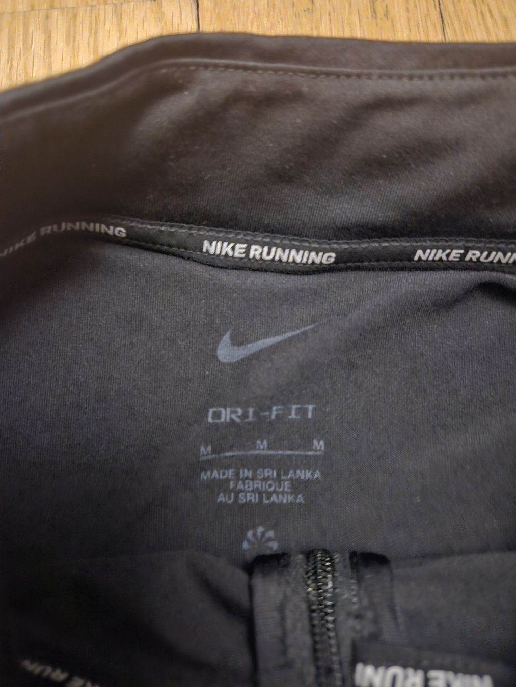 Nike T-shirt: Nike Run Shirt Gr.M – Usato da Emmenbrücke venduto da TopGato 1