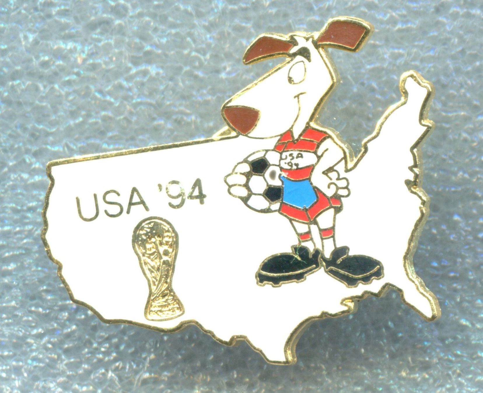 Fifa Plaketten & Abzeichen: FIFA  USA WM '94  Maskottchen  – Gebraucht aus Winterthur von Sammleroase