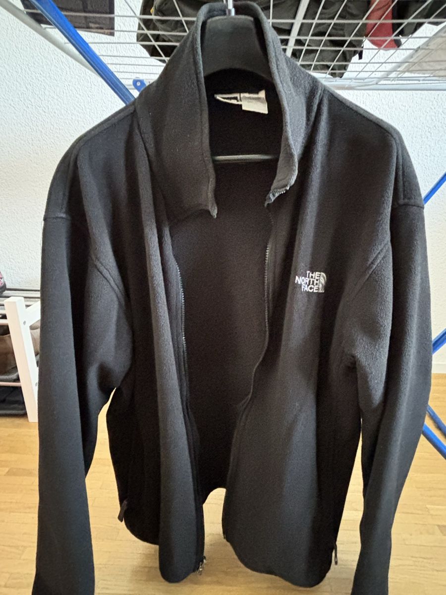 North Face Giacche: North Face Ski Jacket with Inner Fleece lining size L – Nuovo (secondo la descrizione) da Zürich venduto da son_h8kj 2