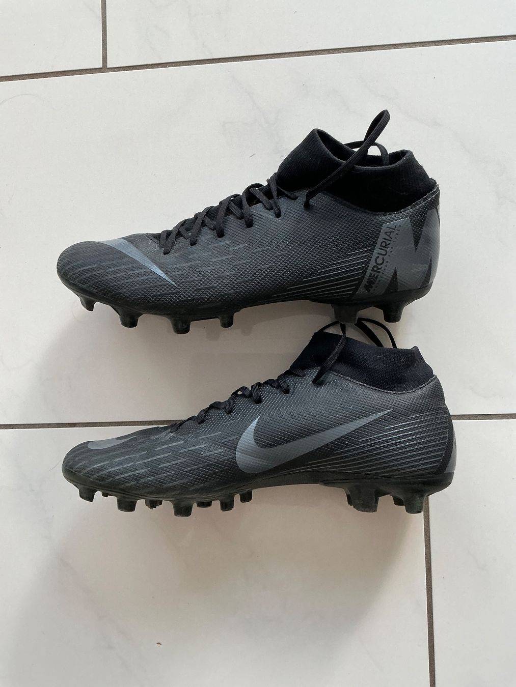 Nike Scarpe da uomo: Nike Fussballschuhe Gr.43 – Usato da Biel-Benken BL venduto da Sahra1 2