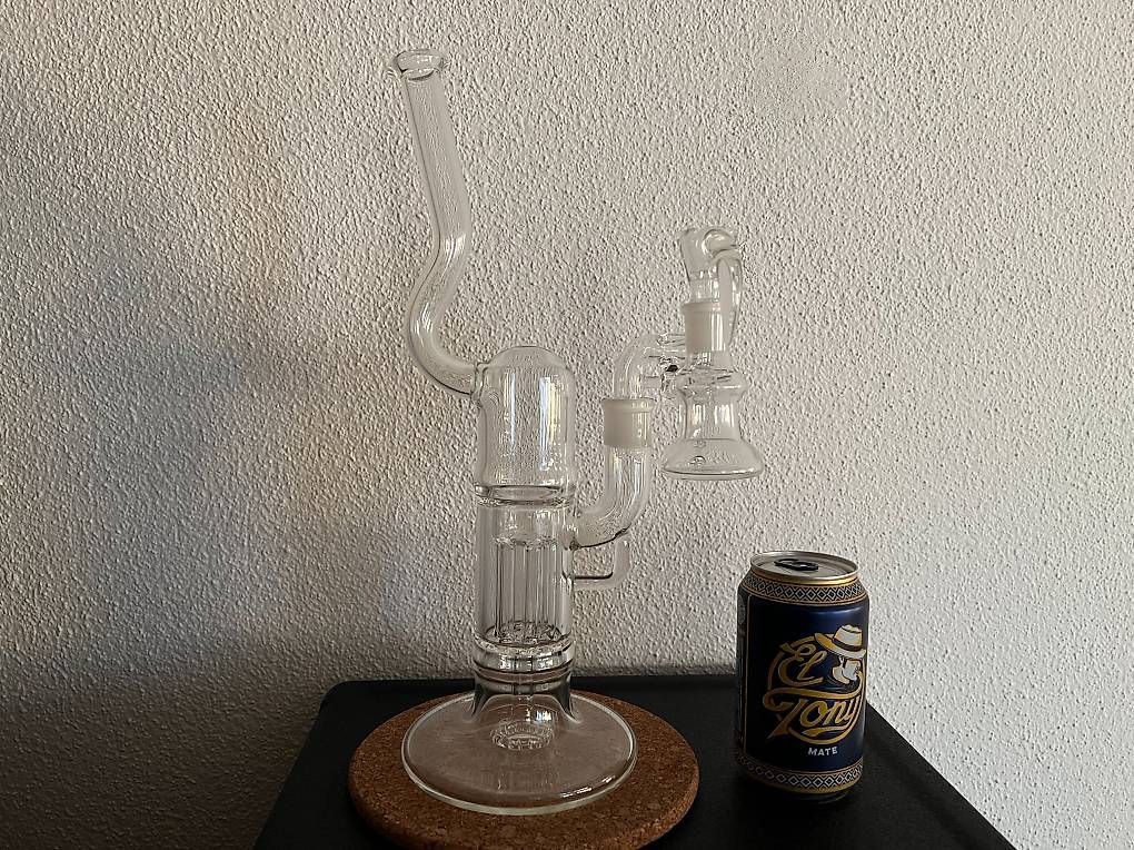 Narghilé: Pillar Bong 18mm mit Ash Catcher und Kopf – Usato da Winterthur venduto da fuc_b87p