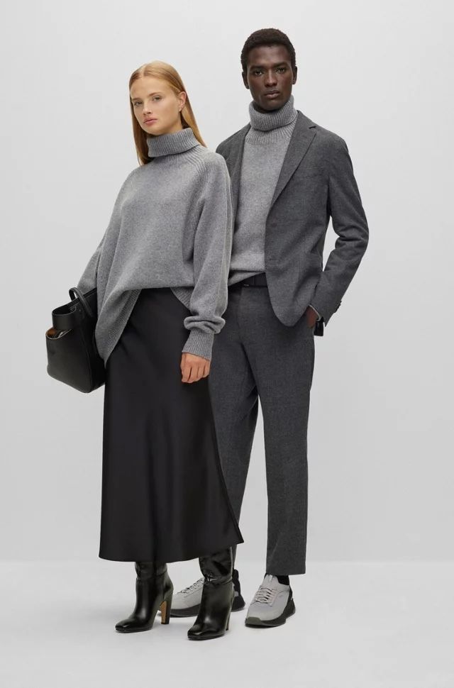 Hugo Boss Maglioni & Felpe: BOSS ALL-GENDER RELAXED-FIT PULLOVER AUS SCHURWOLLE – Nuovo e nell'imballaggio originale da Zürich venduto da luxuryoutlet1