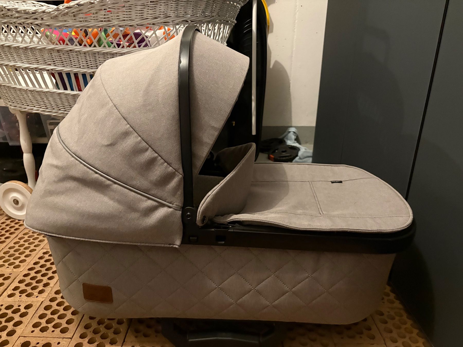 Hartan Kinderwagen: Hartan Viva GTR Babywanne – Gebraucht aus Richterswil von ehom