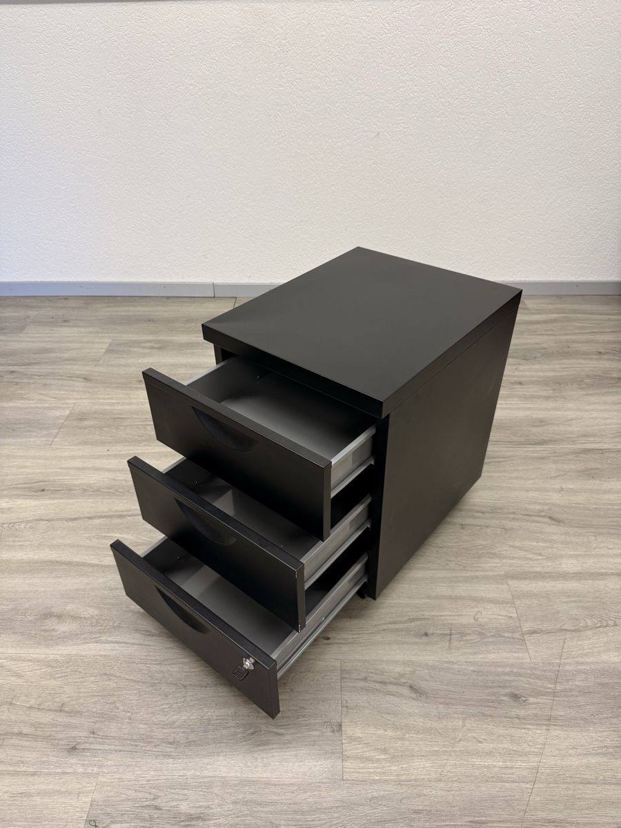 Ikea Eléments de bureau: Büro-Rollcontainer – D'occasion à Bachenbülach par inf_ltq6
