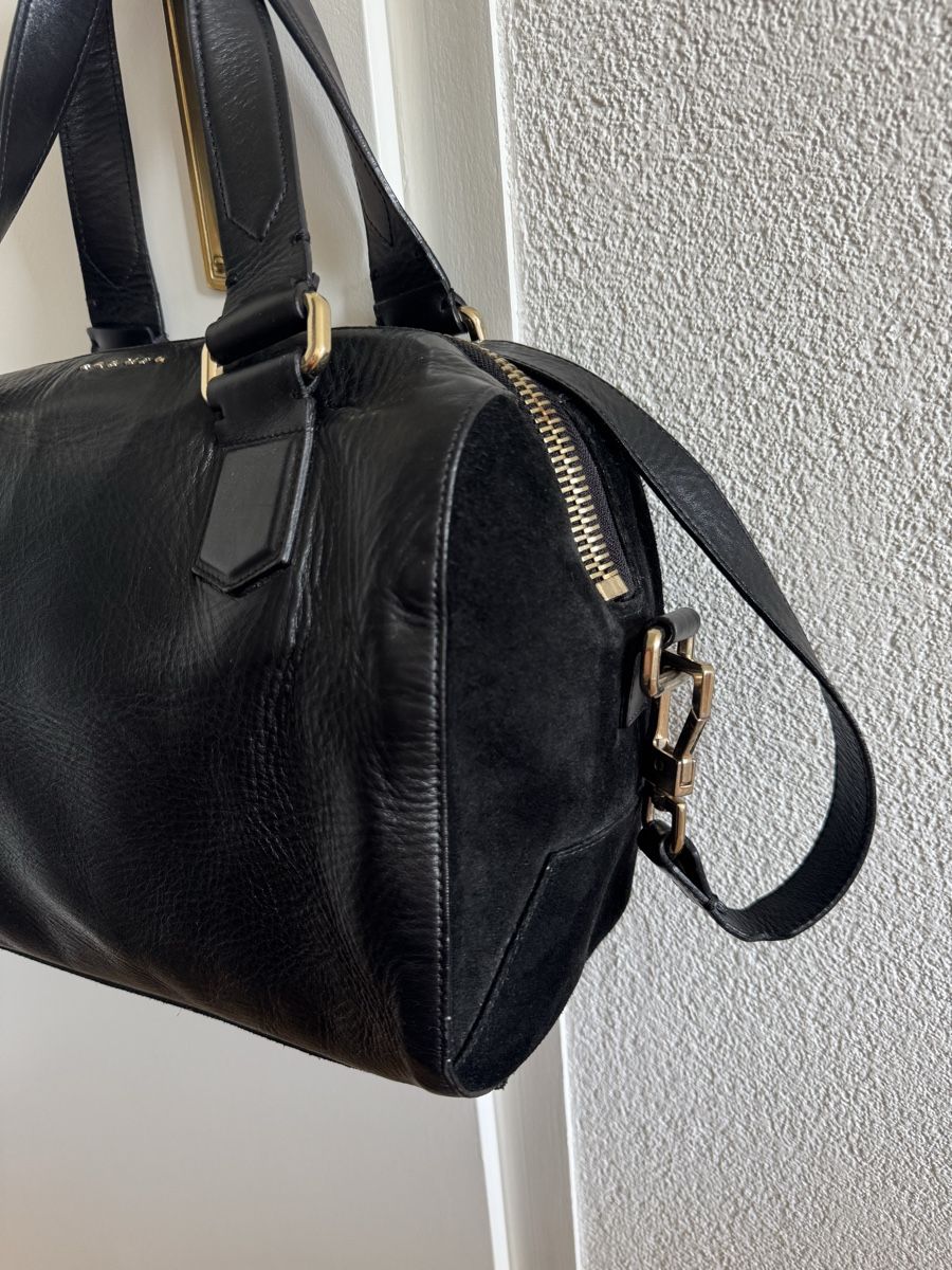 Sandro Borse da donna: Sac cuir noir Sandro – Usato da Puplinge venduto da Cechth 2