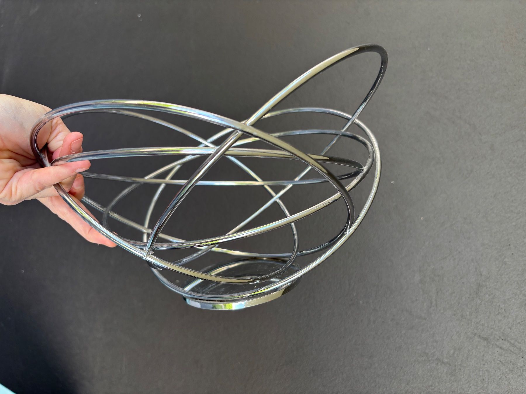 Altro per la casa: Post-modern chrome fruit basket from Wireworks London – Usato da Steinhausen venduto da ChromeVintage