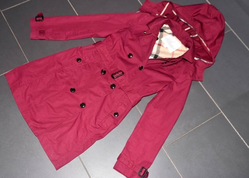 Burberry Giacche & Cappotti: Trench Coat  Burberry  - 12A – Usato da Collonges venduto da Auganien 4