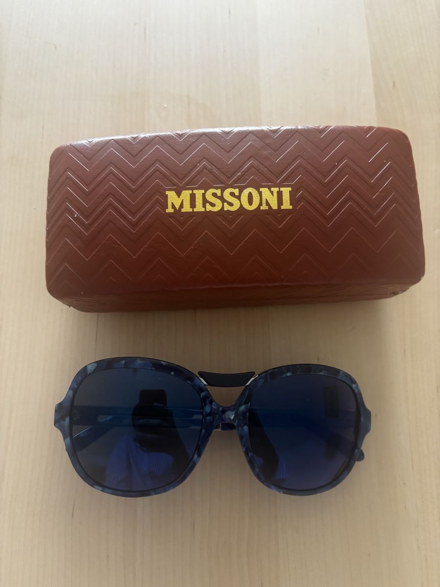 Missoni Occhiali & Lenti: Blue Missoni sunglasses – Nuovo (secondo la descrizione) da Winterthur venduto da ola_t9r5