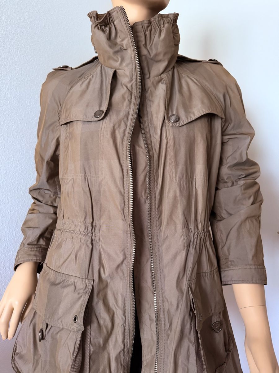 Burberry Giacche: BURBERRY JACKET \ M – Usato da Zollikon venduto da ces-chic 8