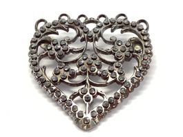 Antike original historische Herzbrosche aus Stahl, Cut Steel