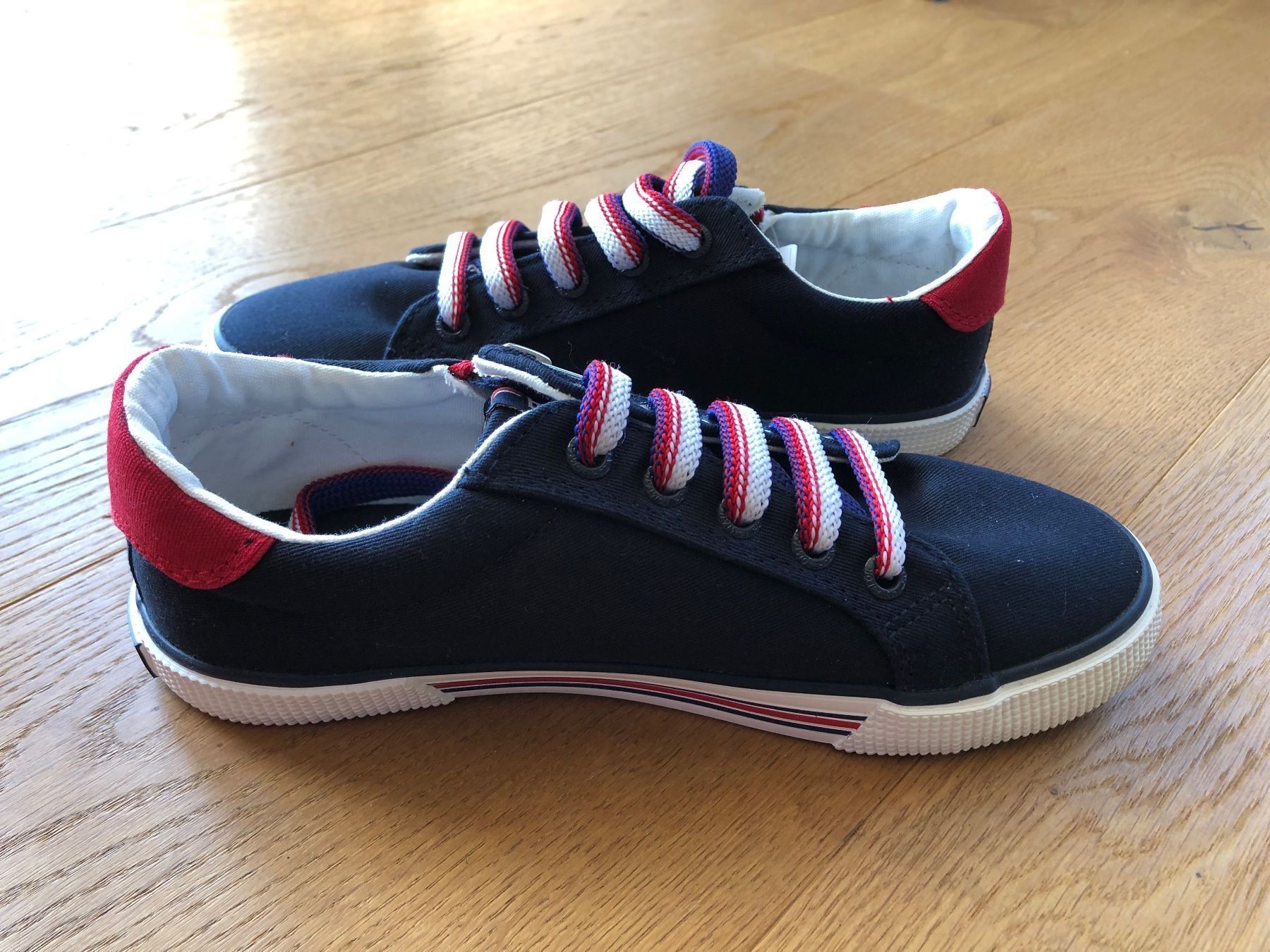 Tom Tailor Scarpe per ragazzi: Neue Sneaker Gr.34 – Nuovo e nell'imballaggio originale da Lengnau BE venduto da Rubin27 5