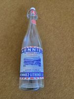 Henniez Wasser Flasche 1958 - enthält Weihwasser von Lourdes