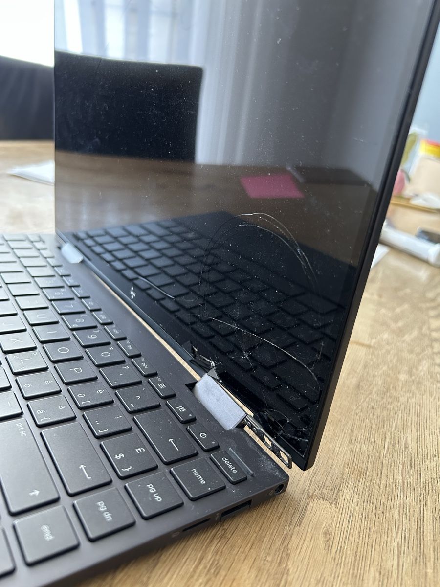 Notebook: HP Envy x360 Displaybruch – Difettoso da Gränichen venduto da Andi33 1