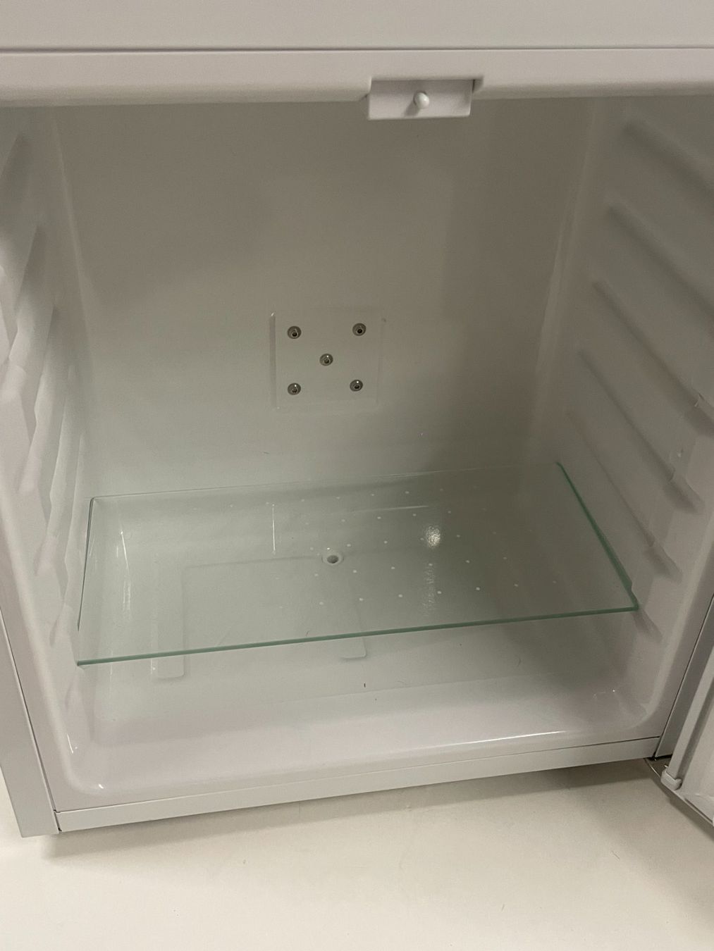 Réfrigérateurs: Klarstein Mini-Kühlschrank 30L – D'occasion à Einsiedeln par andrg3 2