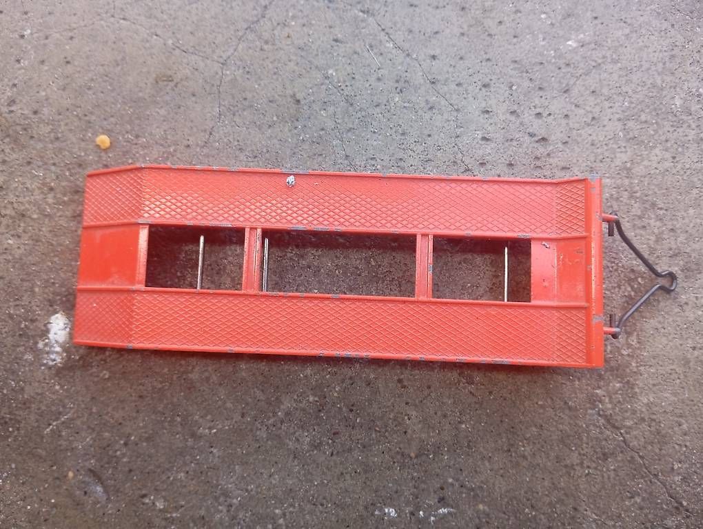 Matchbox Modellautos: Laing  No 8 Matchbox Trailer – Gebraucht aus Basel von Petergunn