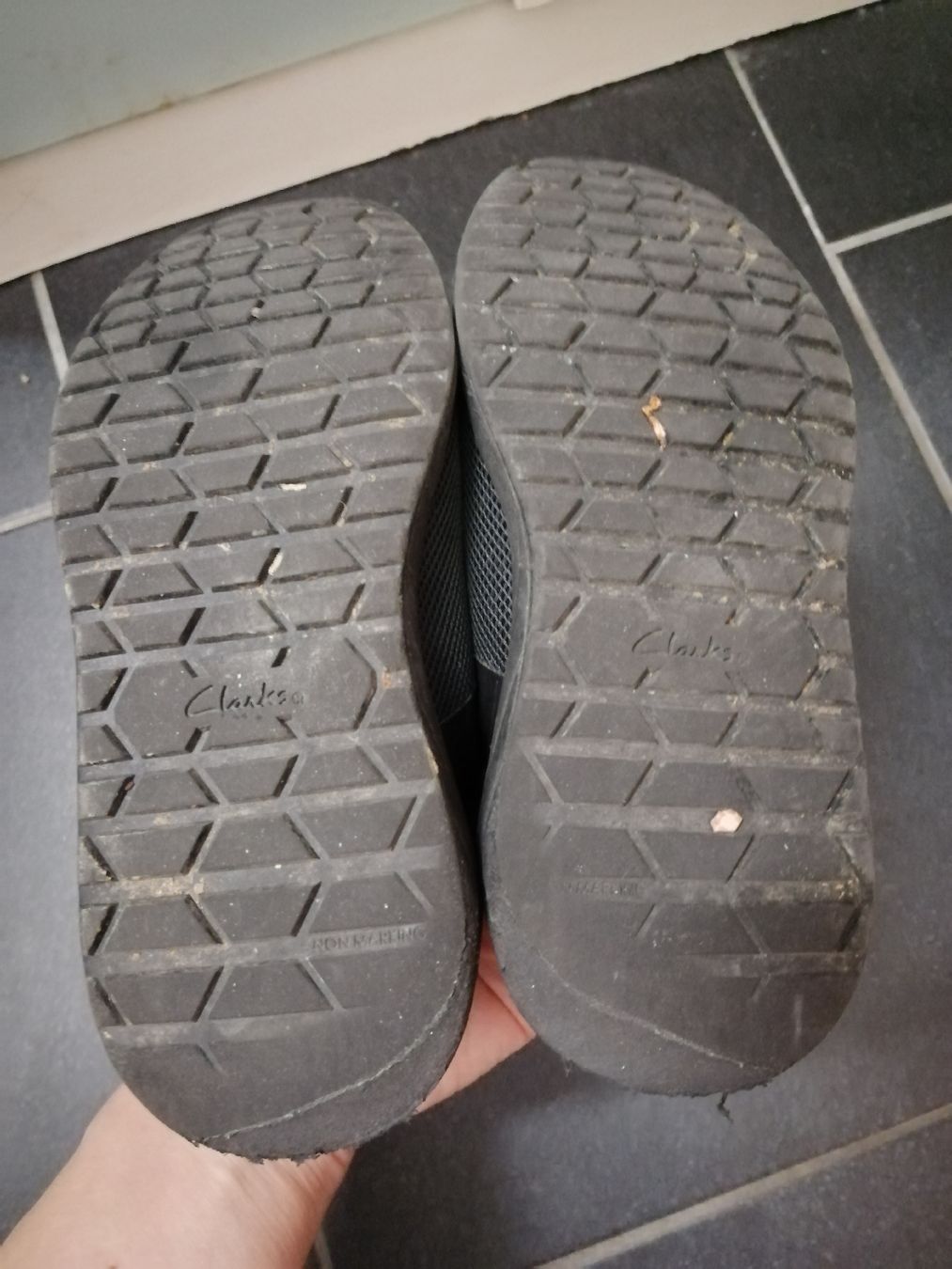 Clarks Scarpe per ragazzi: Kinderschuhe Gr. 26 Clarks – Usato da Oensingen venduto da jia_gs8g 1
