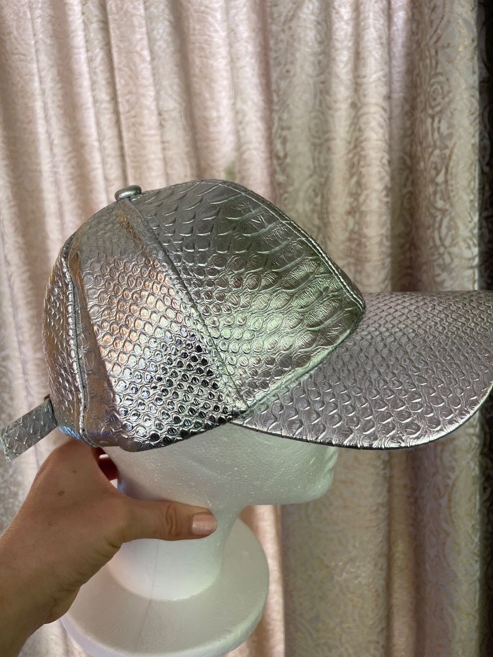Accessori per capelli: cappello in argento con printe pitone – Nuovo e nell'imballaggio originale da Gordevio venduto da LanaZimm 3