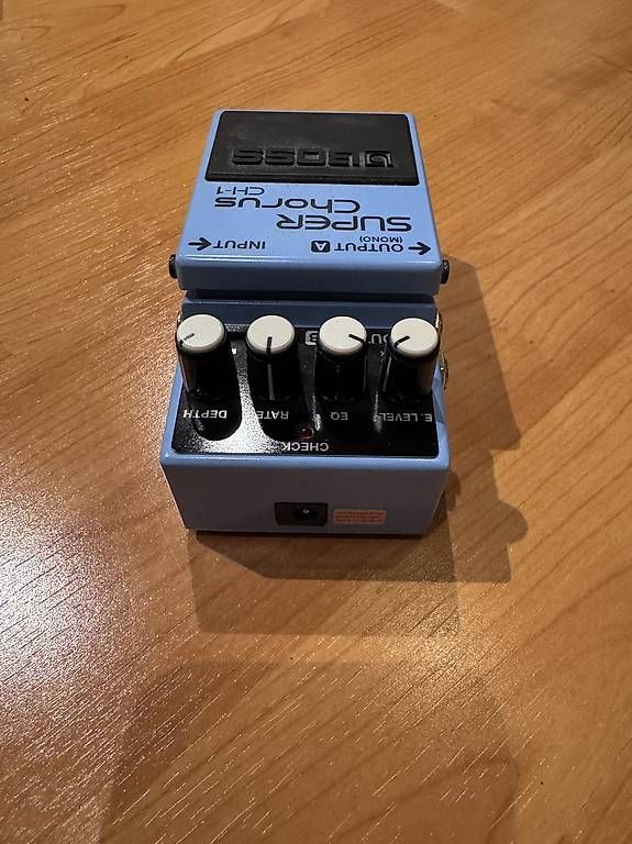 Musikinstrumente: Boss CH-1 Super Chorus  – Neu und originalverpackt aus Payerne von Eliona_11 3