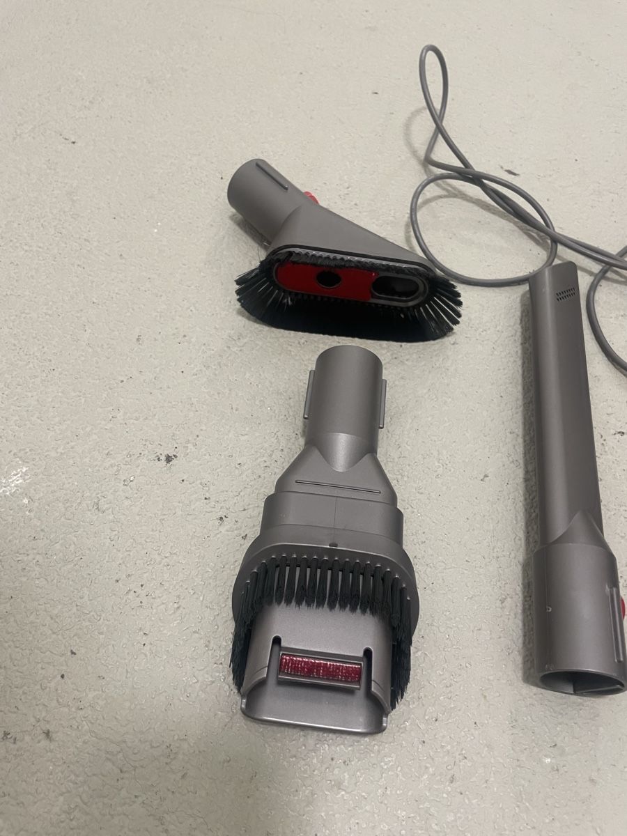 Dyson Aspirateurs & Accessoires: Dyson  – Défectueux à Sargans par Didis 1