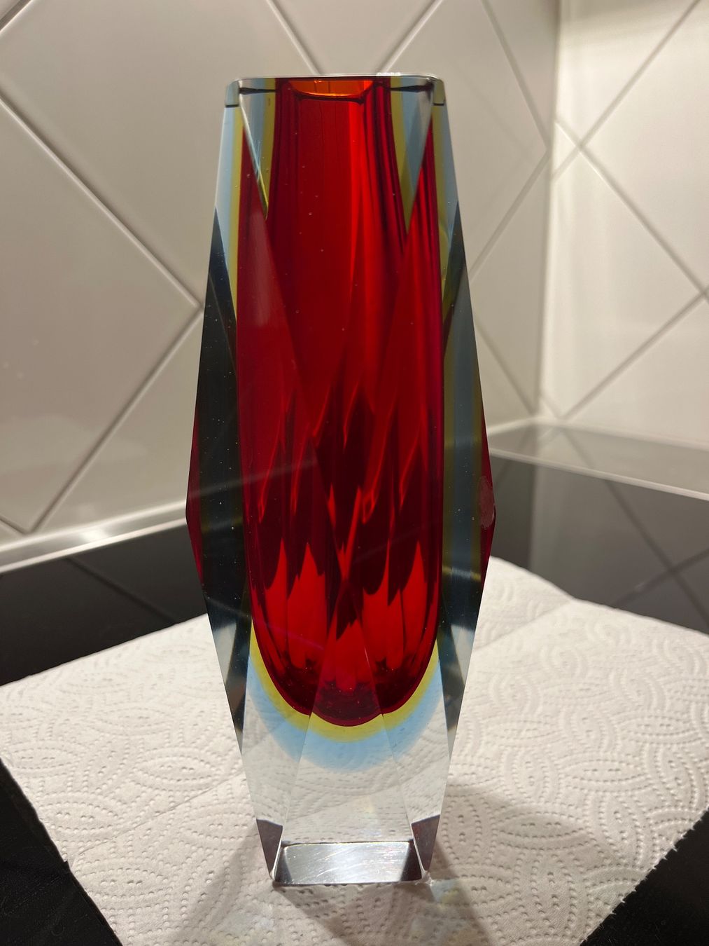 Murano Vasen & Gefässe: Murano Vase rot – Gebraucht aus Allschwil von metalltisch