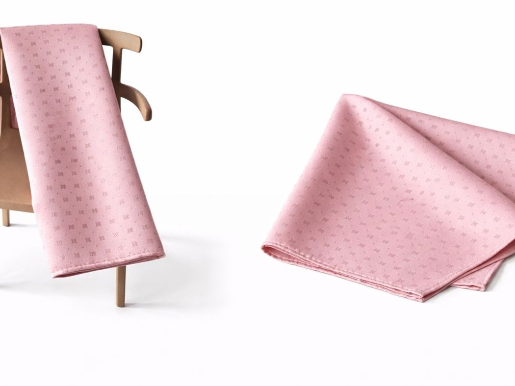 Cravatte: Einstecktuch - Pochette neu und originalverpackt – Nuovo e nell'imballaggio originale da Fehraltorf venduto da yan_t9yg