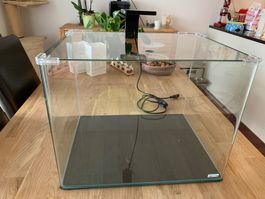 Nano Cube Aquarium Dennerle mit LED  Lampe gebraucht