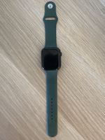 Apple Watch Series 7 45mm Dunkelgrün