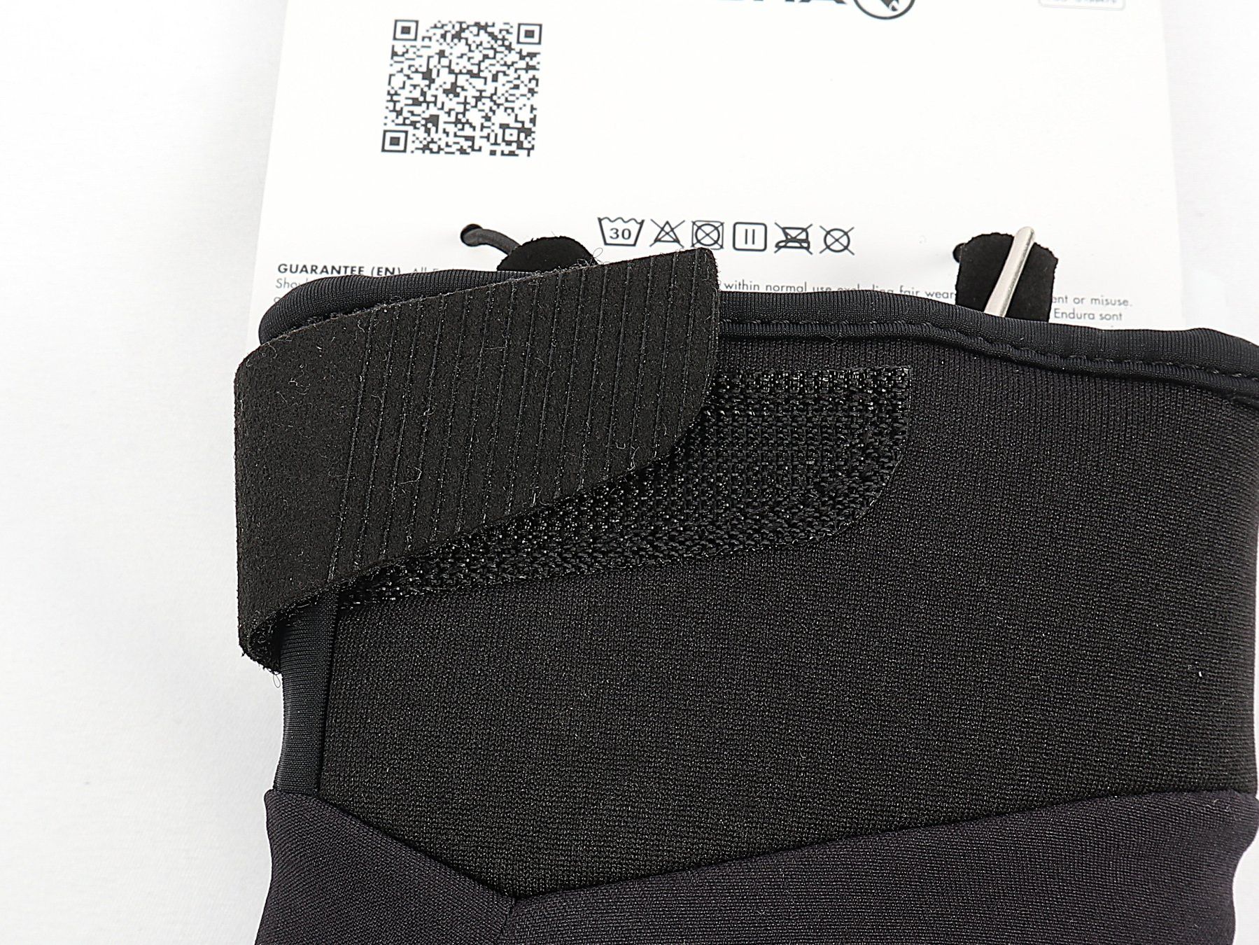 Endura Altri accessori da uomo: ENDURA Handschuhe Grösse L – Nuovo (secondo la descrizione) da Steinen venduto da Restwert_Steinen 7