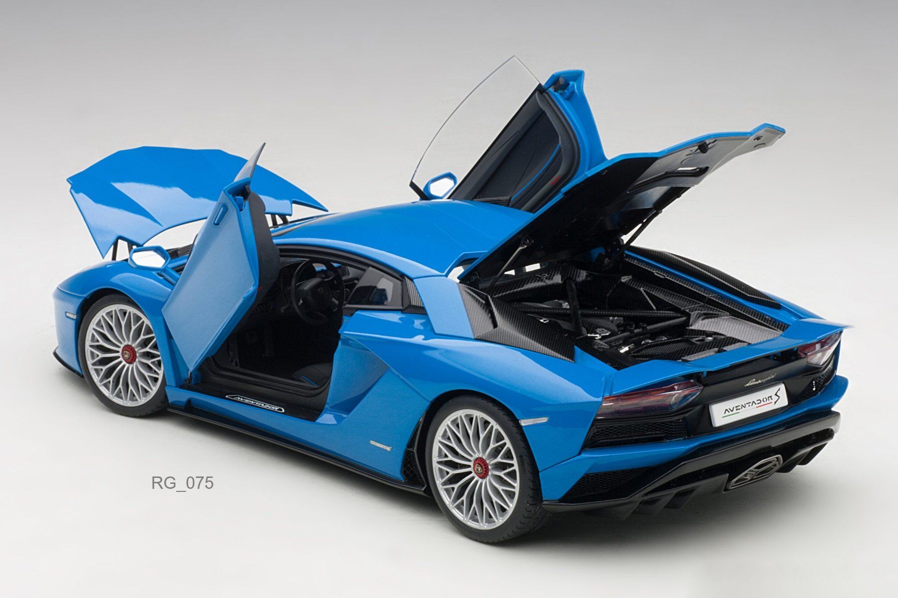 Autoart Modellautos: Lamborghini Aventador S 1:18 – Neu und originalverpackt aus Ulisbach von mironebraska 8