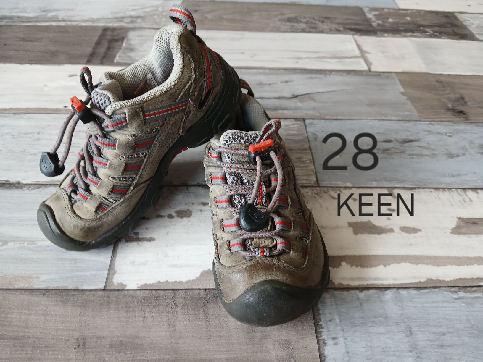 Keen Scarpe per ragazzi: 28 Keen Trackinh Schuh Wanderschuh – Usato da Sevelen venduto da boutiquenounou