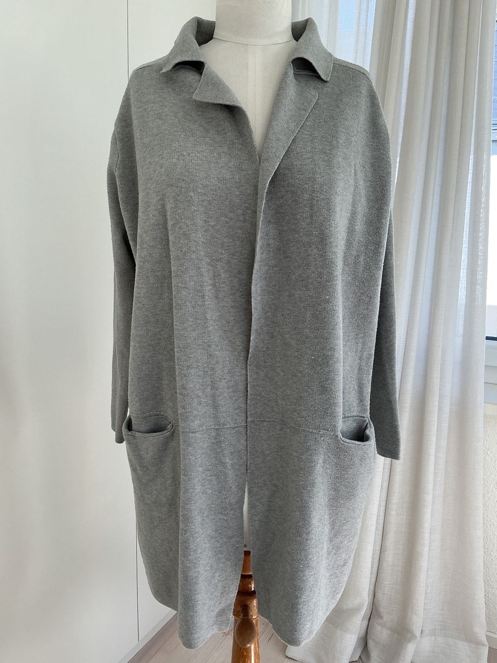 Vestes: Strickjacke – D'occasion à Triesen par boston7