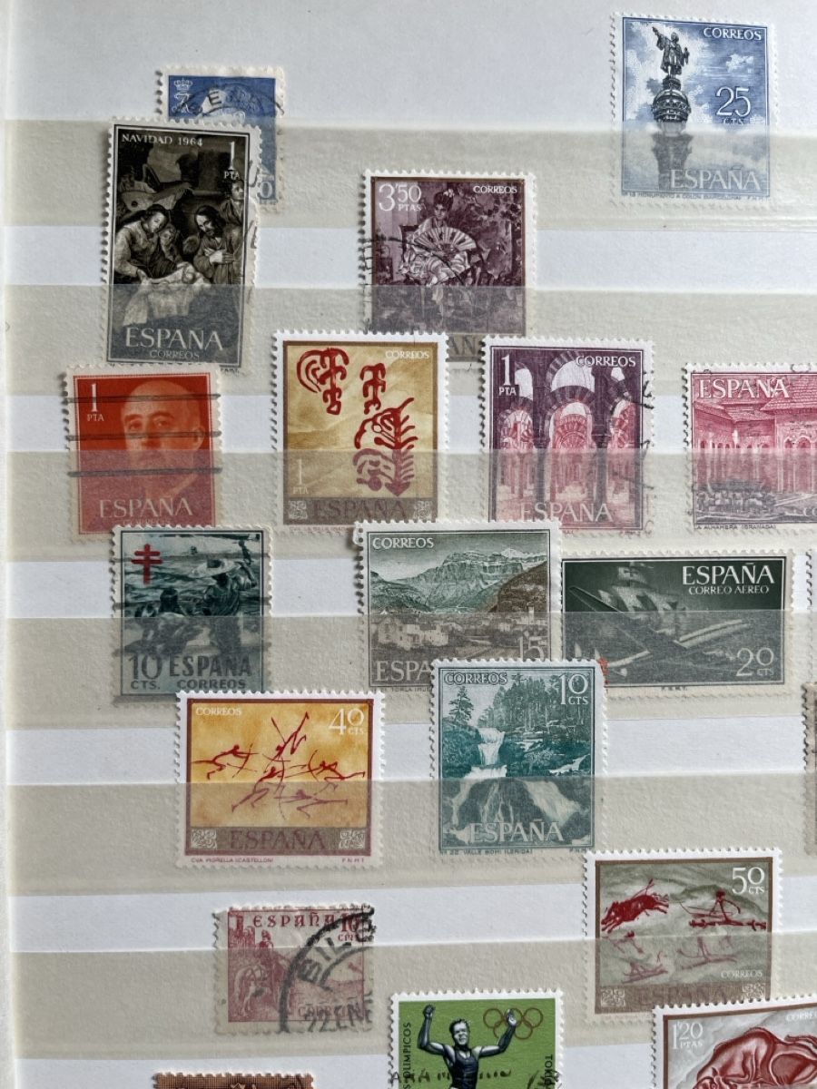Tutti i francobolli: Sammlung Briefmarken Spanien, Portugal – Usato da Zürich venduto da pantelicarsenije 1