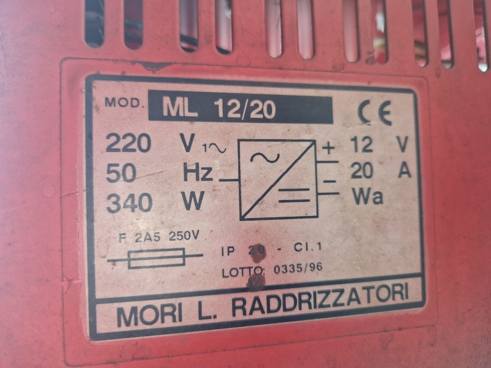 Carrelli elevatori e a forche: chargeur pour transpalette électrique – Usato da Grandval venduto da Matthias1255xl 1