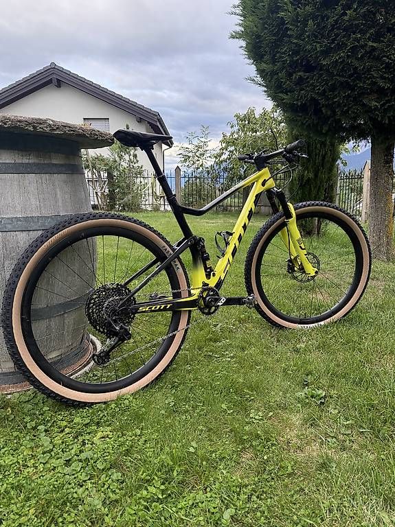 Velos: Scott Spark RC World Cup (L) – Gebraucht aus Grimisuat von tri_8287 2