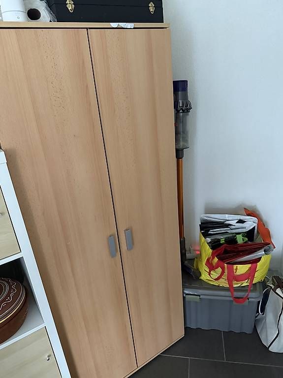 Armadi: Armoire  – Usato da Collombey venduto da igor.pavlov