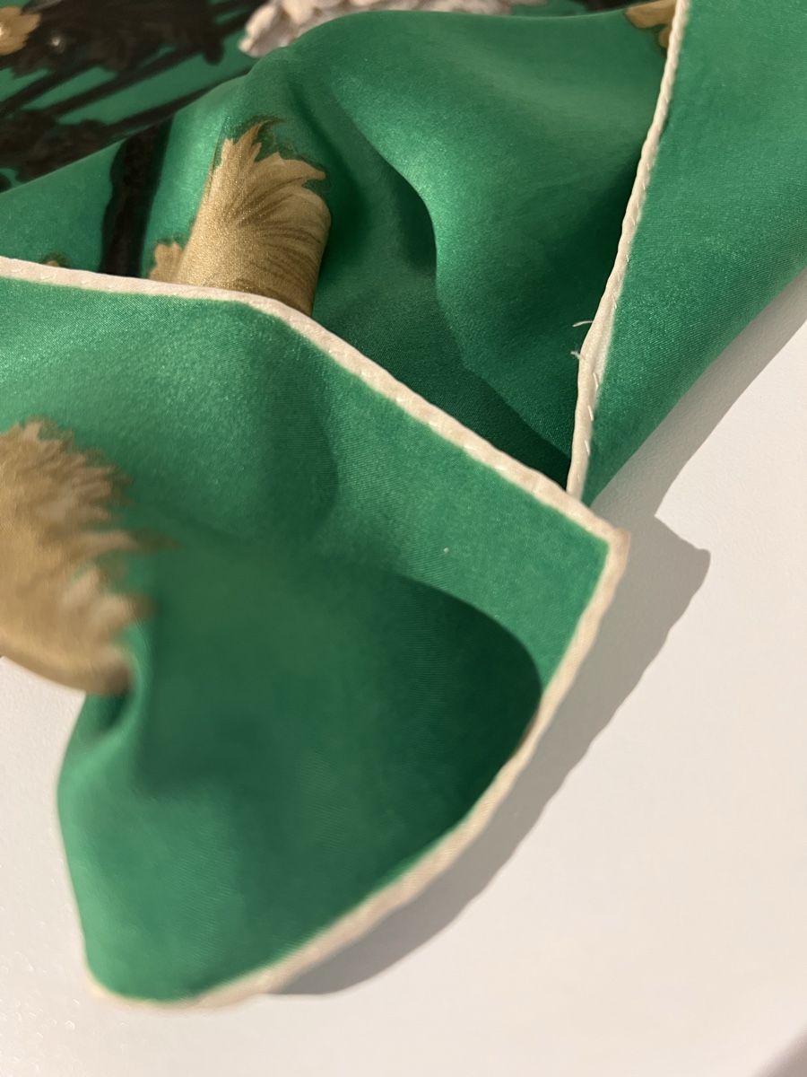 Foulard & Sciarpe: Foulard en soie  – Usato da St-Pierre-Clages venduto da ste_xk6p 7