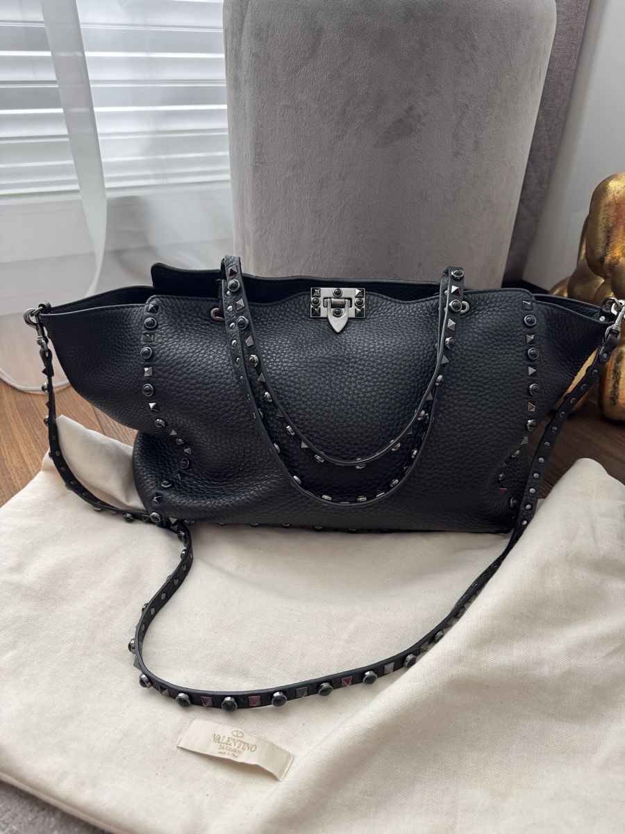 Valentino Borse da donna: Garavani Rockstud Tote inkl. Strap – Usato da Weisslingen venduto da MichelleH 1