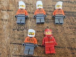 lot de 5 figurines city du set 60443