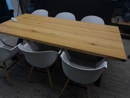 Esstisch Holz Eiche Tischplatte schwarz Gestell