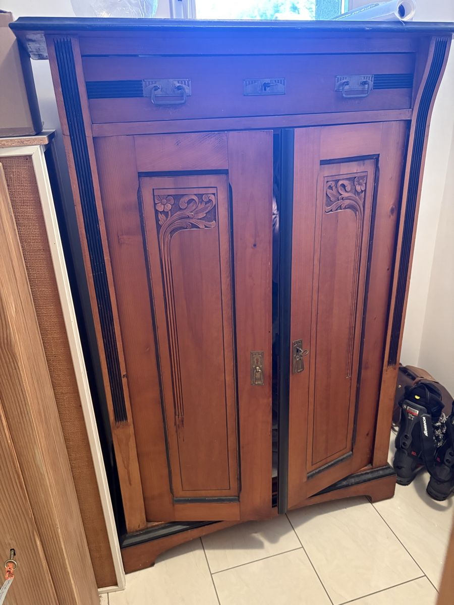 Armadi: Holzschrank, antik – Usato da Rüschlikon venduto da pas_g92x