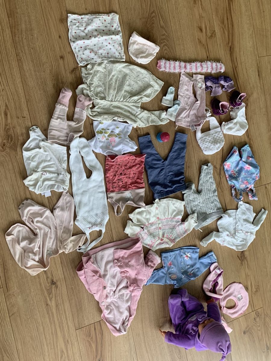 Puppen: Baby Bayer Spielpuppe mit div. Kleider – Gebraucht aus Törbel von man_2n22