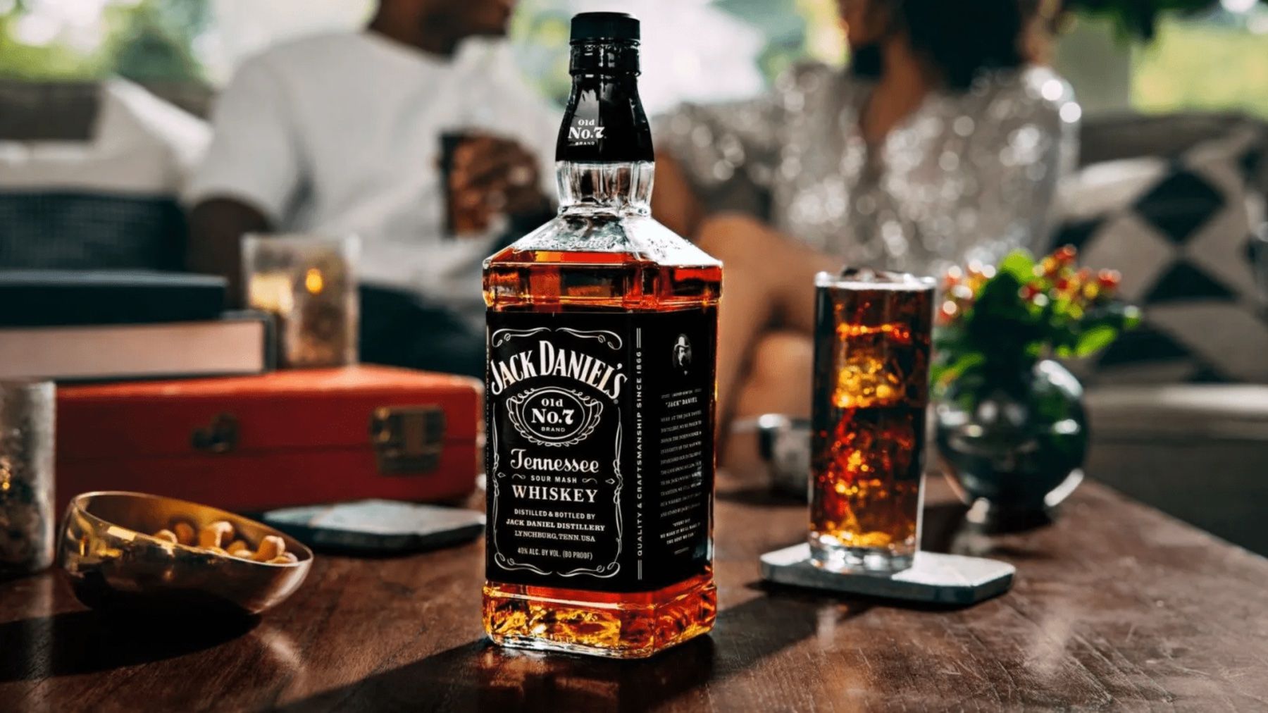 Jack Daniels Spiritueux: Jack Daniel's Tennessee Whiskey Alk.40vol.% 0,7l – Neuf avec emballage d'origine à Bülach par StoreInShop.com 2
