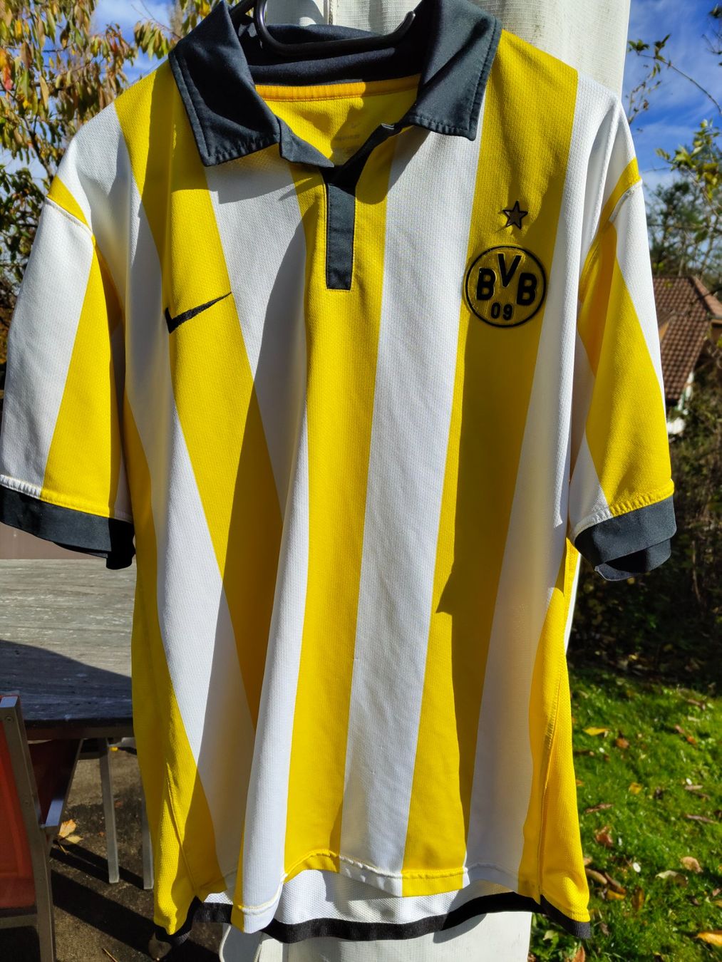 Canottiere & Pantaloni: Trikot Borussia Dortmund Odonkor – Usato da Gurzelen venduto da Basiliko 1