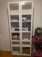 Kitchen cabinet