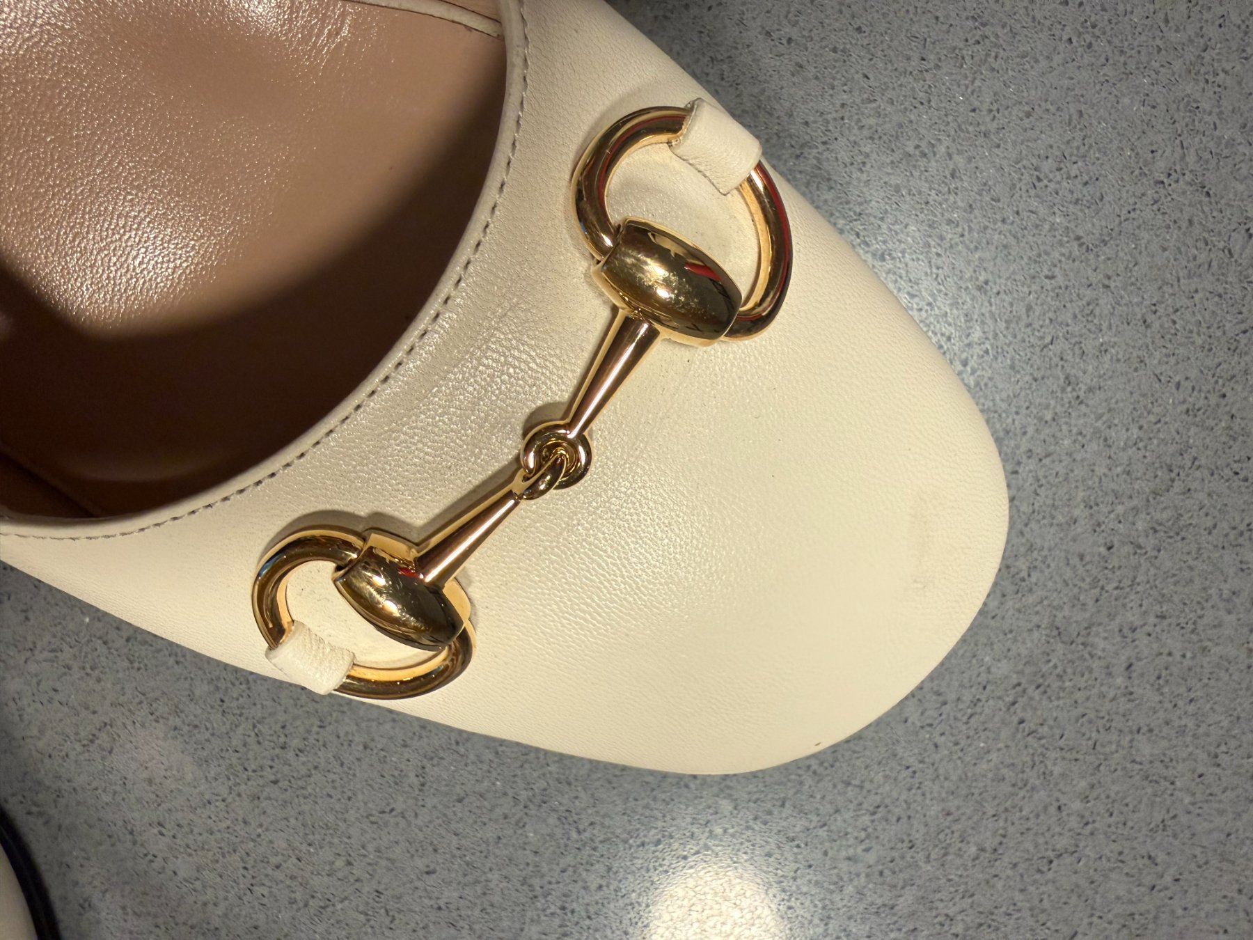 Chaussures femmes: Scarpe Gucci 39 – D'occasion à Lugano par Alegiocon 2