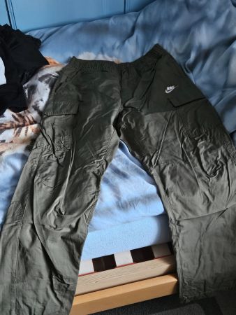 Nike cargo