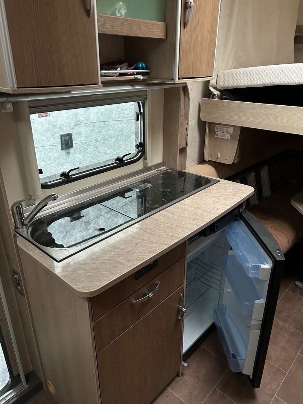 Bürstner Camping Fahrzeuge: Bürstner Averso 440 tk – Gebraucht aus attiswil von Sommer97 6