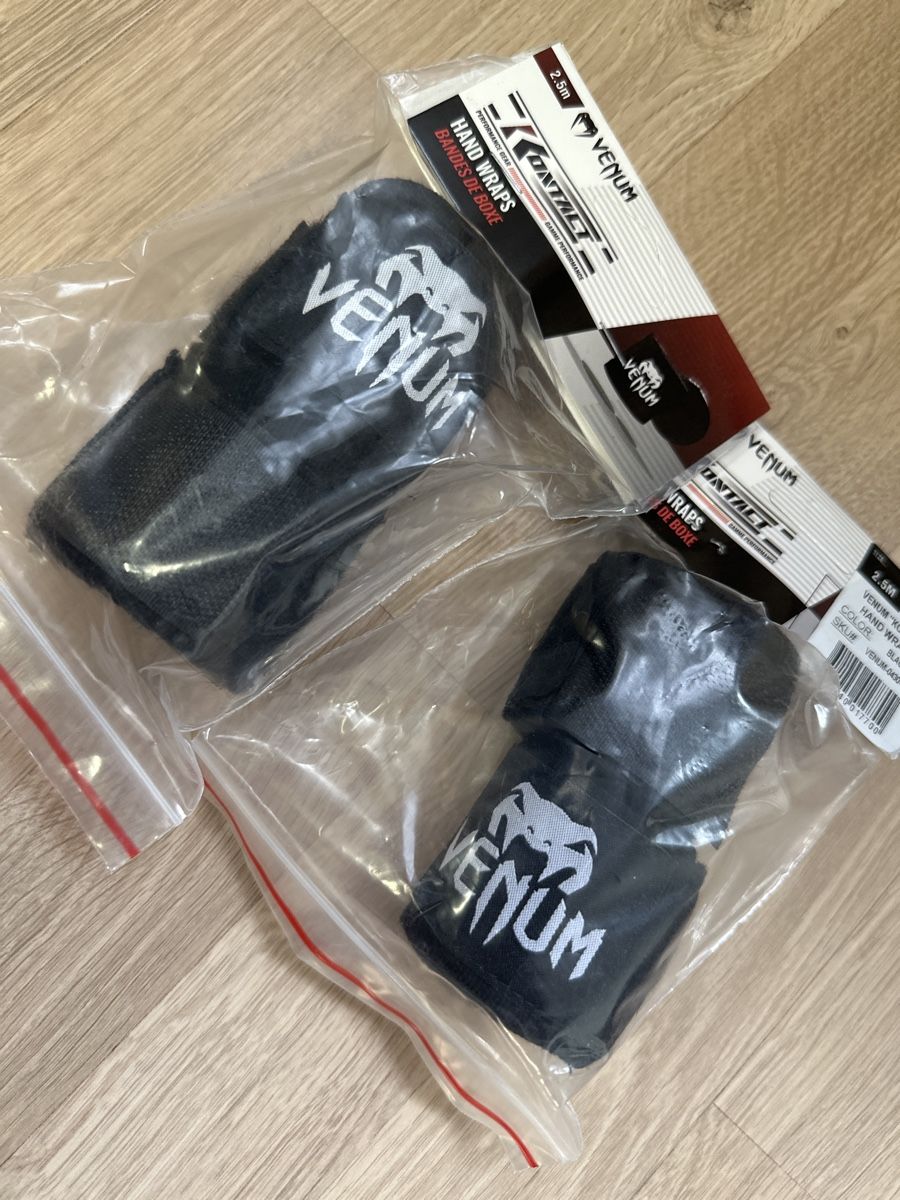 Nastri decorativi: Venum Hand Wraps - Schwarz, 2.5m Länge – Nuovo e nell'imballaggio originale da Rotkreuz venduto da mon_p8hh 1