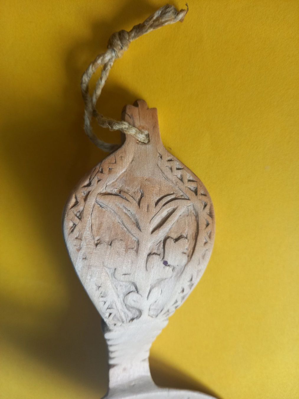 Cucchiai: Cuillère à crème en bois sculpté - Feuillages – Usato da Rossens FR venduto da Souris1 1