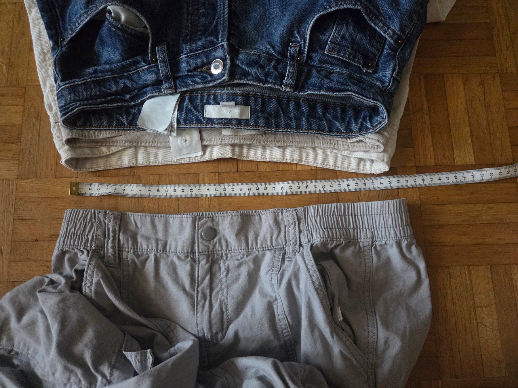Pantaloni: 4 Hosen Gr. 40 – Usato da Basel venduto da grandfamily 5